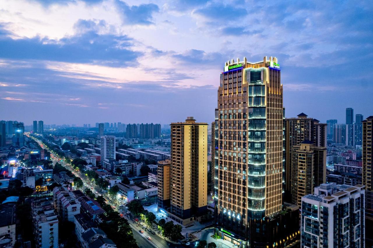Holiday Inn Express Nanning Jiangnan By Ihg Exterior foto